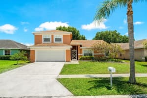 9184 Paragon Way, Boynton Beach, FL 33472, Sold 06/13/22