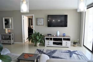 3590 S Ocean Blvd APT 809, South Palm Beach, FL 33480, Sold 09/14/22