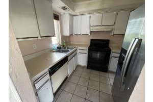 1518 SE Royal Green Cir #104, Port St. Lucie, FL 34952, Sold 06/17/22