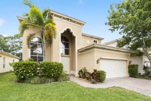 5725 Spanish River Rd, Fort Pierce, FL 34951, Sold 08/15/22