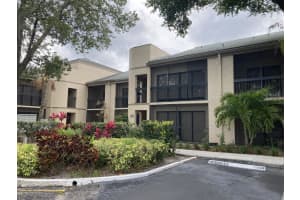 9440 Meadowood Dr, Fort Pierce, FL 34951, Sold 09/05/22