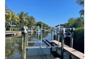 624 23rd St SE, Vero Beach, FL 32962, Sold 09/12/22