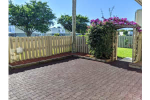 1586 Shaker Cir, Wellington, FL 33414, Sold 06/03/22