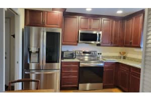 801 Lake Shore Dr APT 719, West Palm Beach, FL 33403, Sold 06/27/22