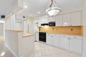 5180 E Sabal Palm Blvd APT 131, Tamarac, FL 33319, Sold 06/24/22