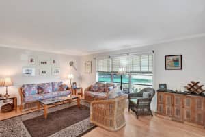 515 High Point Dr d, Delray Beach, FL 33445, Sold 07/08/22