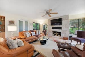 7 Via Lago, Boynton Beach, FL 33435, Sold 06/22/22