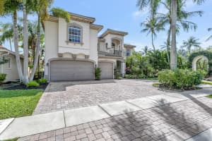 300  Charroux Drive, Palm Beach Gardens, FL 33410 Sold 12/16/22