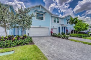 6348 Sailpointe Ln, West Palm Beach, FL 33413, Sold 06/16/22