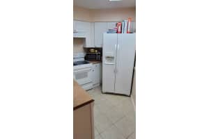 213 Lake Pointe Dr APT 206, Oakland Park, FL 33309, Sold 06/21/22
