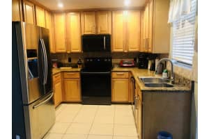 266 21st Ave, Vero Beach, FL 32962, Sold 06/08/22
