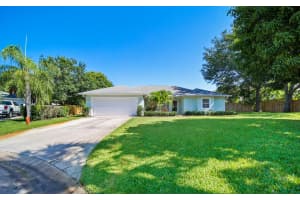 2084 NW 19th Drive, Stuart, FL 34994 Sold 12/12/22