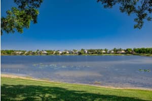 10667 Lake Shore Dr, Wellington, FL 33414, Sold 06/29/22