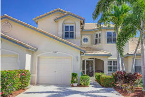 10667 Lake Shore Dr, Wellington, FL 33414, Sold 06/29/22