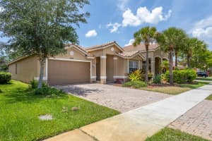 2930 SW Chatham Ln, Port St. Lucie, FL 34953, Sold 07/01/22