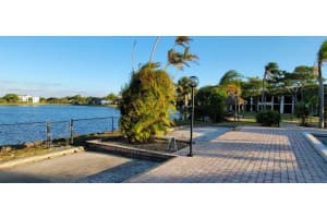 215 Lake Pointe Dr APT 212, Oakland Park, FL 33309, Sold 06/10/22