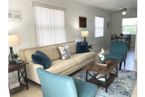 685 Glouchester Street, Boca Raton, FL 33487 - MLS#R10798228