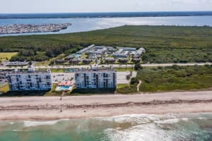 9400 S Ocean Dr APT 903, Jensen Beach, FL 34957, Sold 06/06/22