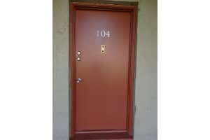 6106 Forest Hill Blvd APT 104, West Palm Beach, FL 33415, Sold 06/15/22