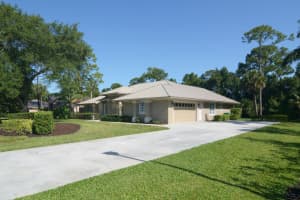 3221 Bent Pine Dr, Fort Pierce, FL 34951, Sold 06/10/22