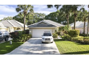 2023 Bedford Dr, Palm Beach Gardens, FL 33403, Sold 08/01/22