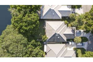 2023 Bedford Dr, Palm Beach Gardens, FL 33403, Sold 08/01/22