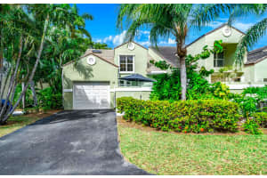43 N Lakeshore Dr, Hypoluxo, FL 33462, Sold 06/16/22
