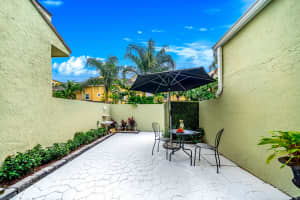 43 N Lakeshore Dr, Hypoluxo, FL 33462, Sold 06/16/22