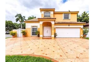 8245 NW 199th Terrace, Hialeah, FL 33015, Sold 07/13/22