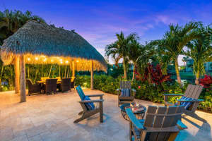 137 Casa Cir, Jupiter, FL 33458, Sold 07/29/22