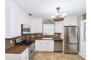 10821 N Military Trl APT 9, Palm Beach Gardens, FL 33410, Sold 06/10/22