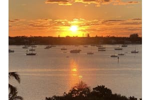 5200 N Flagler Dr APT 1504, West Palm Beach, FL 33407, Sold 07/20/22