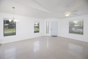 2813 Stoneway Ln b, Fort Pierce, FL 34982, Sold 06/24/22