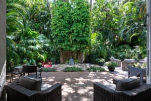 438 Woodview Cir, Palm Beach Gardens, FL 33418, Sold 06/10/22