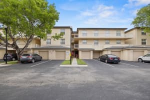 2060 Greenview Shores Blvd APT 305, Wellington, FL 33414, Sold 07/05/22