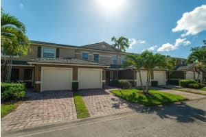 2757 SE Birmingham Dr, Stuart, FL 34994, Sold 06/29/22