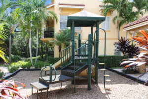 11840 Valencia Gardens Ave, Palm Beach Gardens, FL 33410, Sold 08/16/22