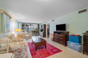 611 E Woolbright Rd #107, Boynton Beach, FL 33435, Sold 05/11/22