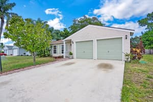5030 Canal Cir E, Lake Worth, FL 33467, Sold 06/15/22