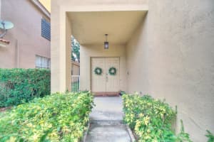 4945 Egret Ct, Coconut Creek, FL 33073, Sold 06/17/22