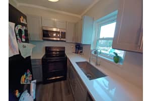 1141 W 27th St, West Palm Beach, FL 33404, Sold 06/23/22