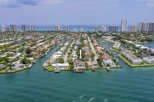981 Singer Dr, West Palm Beach, FL 33404, Sold 07/01/22