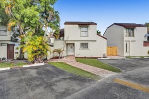 9735 NW 6th Terrace, Miami, FL 33172, Sold 09/02/22