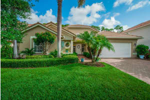 216 Lone Pine Dr, Palm Beach Gardens, FL 33410, Sold 07/08/22