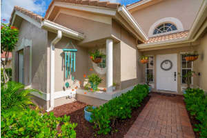 216 Lone Pine Dr, Palm Beach Gardens, FL 33410, Sold 07/08/22