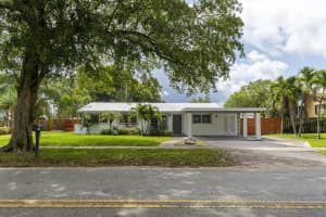 3708 Lake Osborne Dr, Lake Worth, FL 33461, Sold 06/29/22