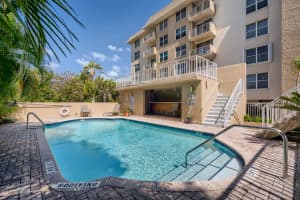 1050 SE 15th St, Fort Lauderdale, FL 33316, Sold 11/09/22