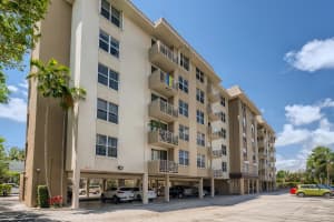1050 SE 15th St, Fort Lauderdale, FL 33316, Sold 11/09/22