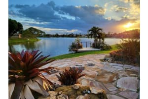 12716  Headwater Circle Circle, Wellington, FL 33414 Sold 11/07/22