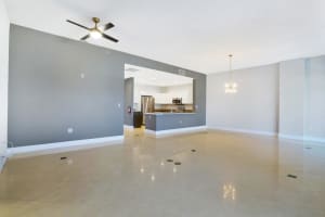 3940 N Flagler Dr APT 402, West Palm Beach, FL 33407, Sold 07/15/22